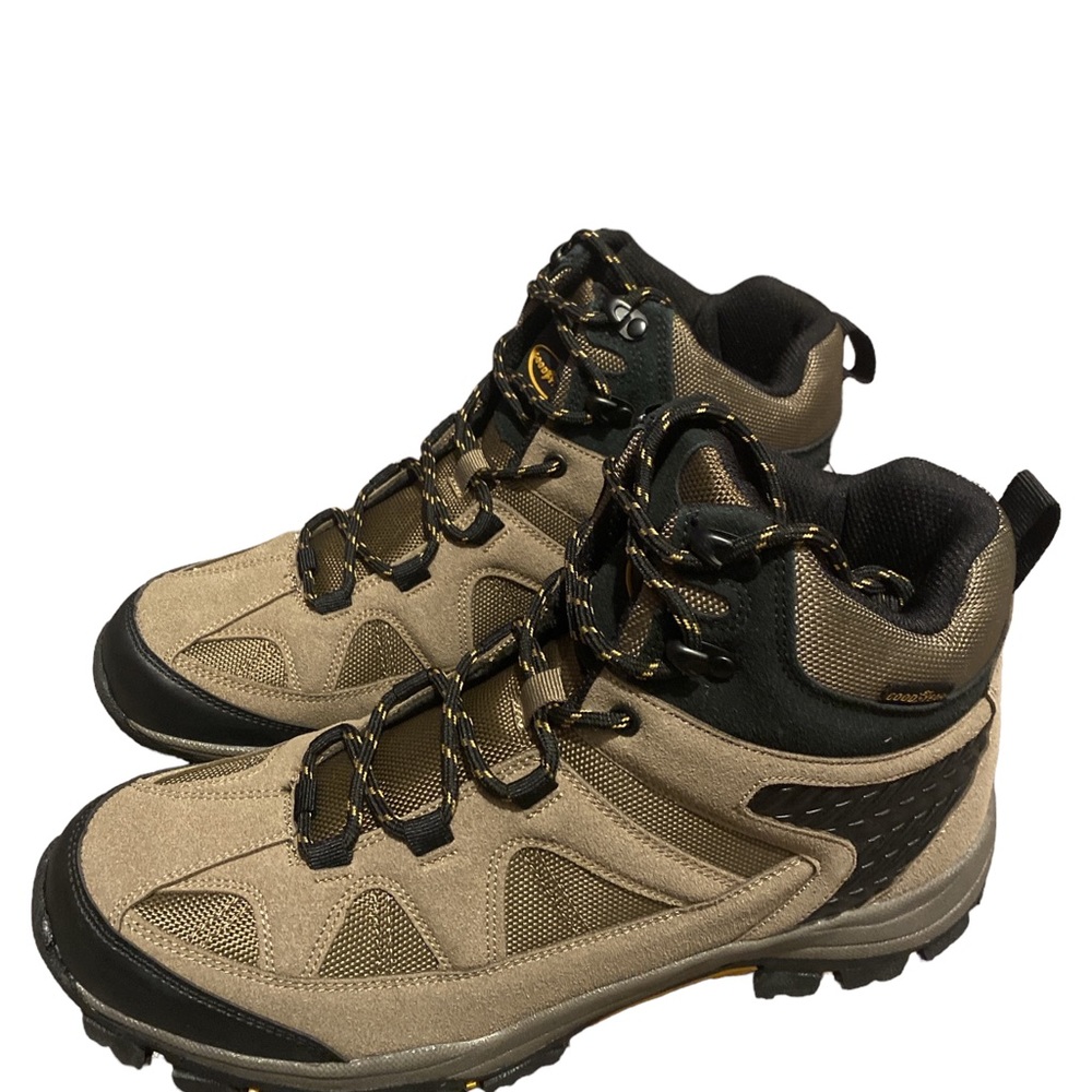 Good Year boot - Picture 2 of 7